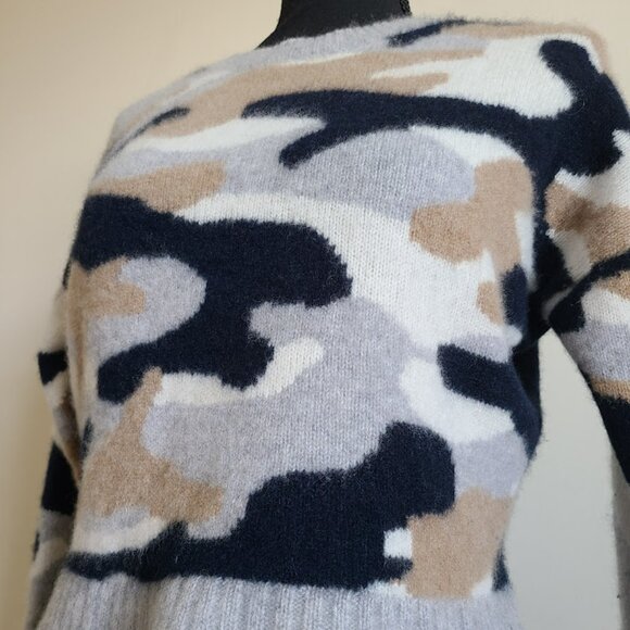 360Cashmere 100% Cashmere Cropped Camo Sweater Women’s Size Small Gray Taupe Cre - Picture 5 of 8